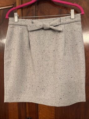 LOFT Light Gray Tweed Pencil Skirt with Bow Waist